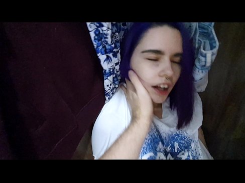 ❤️ Aimsíodh mo SIS sa closet agus chabhraigh sí cum Porn crua uainn ga.risegame.top